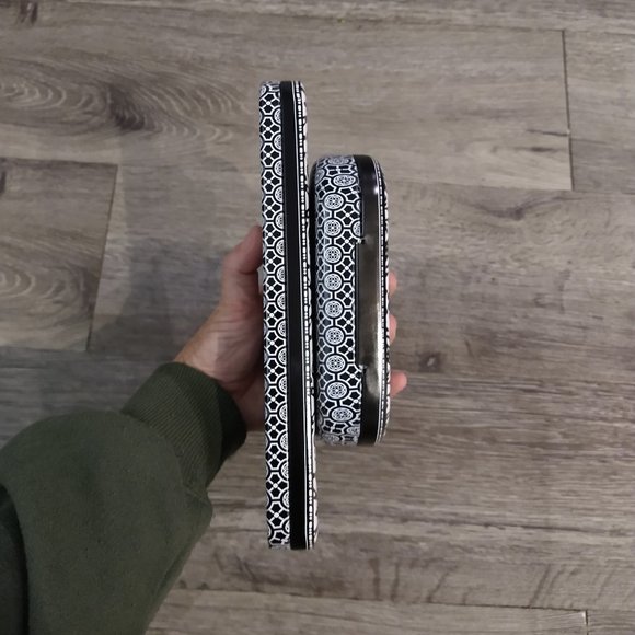 Bundle:Brighton Tin containers-one is Sunglasses/Glasses Holder - Picture 7 of 7